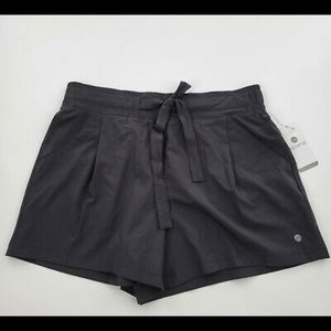 Apana women’s back shorts